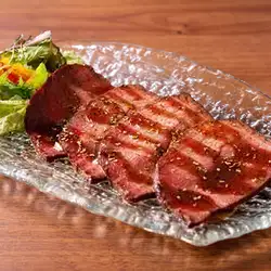 黒毛和牛ロースト 本山葵添え