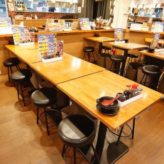 店内はお一人様でも、小人数飲み会も可能な店舗となっております。ホワイティ店限定メニューをお楽しみ下さい♪#大阪＃梅田＃食べ飲み放題＃飲み放題＃宴会＃昼飲み＃ハムカツ＃居酒屋#大阪＃梅田＃食べ飲み放題＃飲み放題＃宴会＃昼飲み