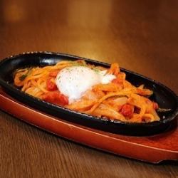鉄板ナポリタン