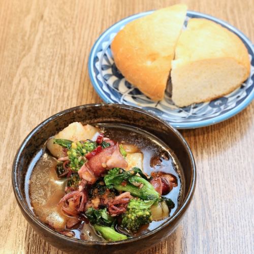 萤火鱿和油菜花蒜蓉酱（单人份）