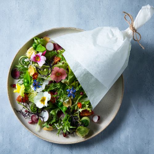 [Bouquet salad] A “luxurious” salad that will brighten up your table 1,260 yen