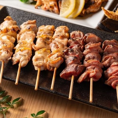 【味比べ焼き鳥】天日塩・秘伝・旨辛タレ!3種の味を楽しむ焼き鳥盛り合わせ