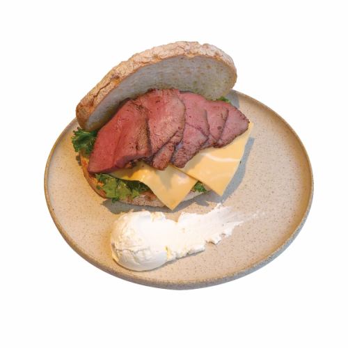 Cheese Roast Beef Sandwich