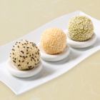 Tricolor sesame dumpling