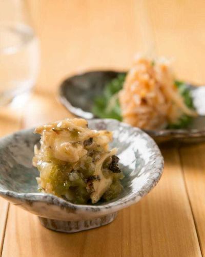 Whelk pickled in wasabi