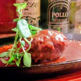 POLLO汉堡牛排配自制半釉汁