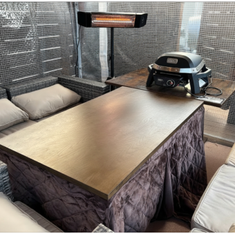 冬季は全席こたつ席にチェンジ！野外×こたつの新感覚CHILLを楽しめます