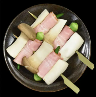 [Skewer] 1 skewer of okra bacon and king oyster mushroom with garlic butter