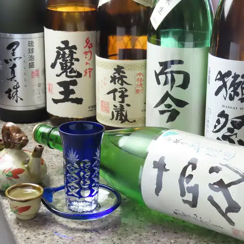 泡盛と琉球の美味。美酒で楽しむ沖縄の至宝。