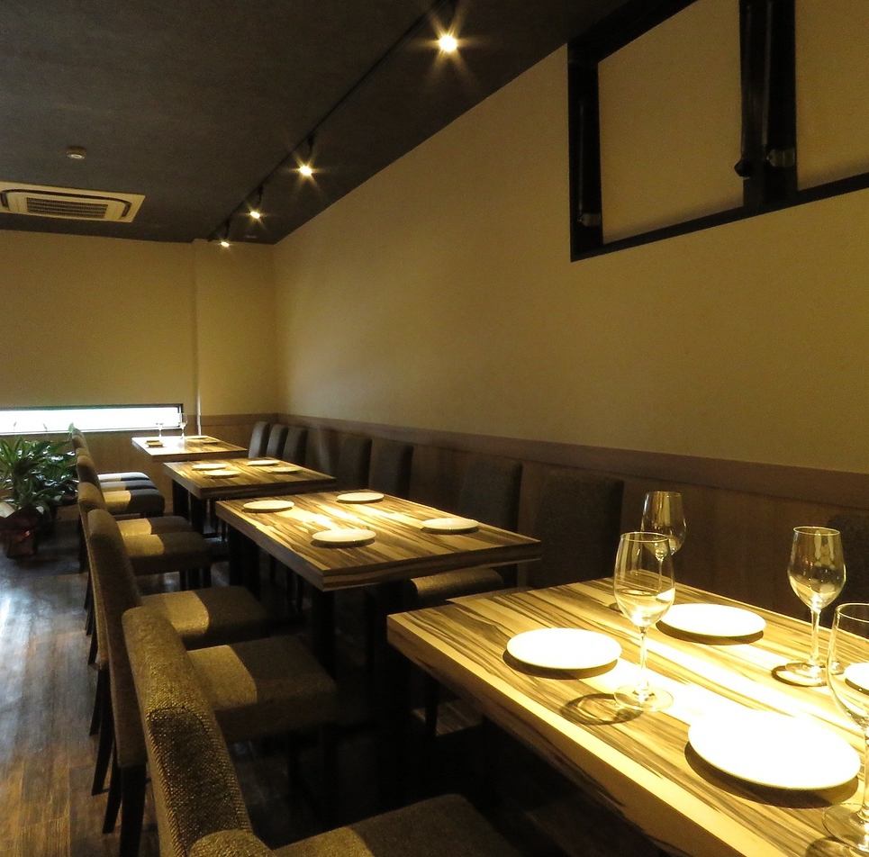 Up to 12 people can be reserved ☆ Up to 18 people ☆ Have a fine time at Lucio for a banquet!