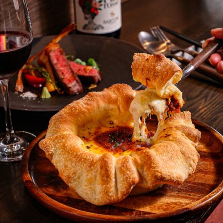 캐주얼 여자회에♪ 인기의 시카고 피자를 즐기는 전 5품◎요리만 4000엔(부가세 포함)