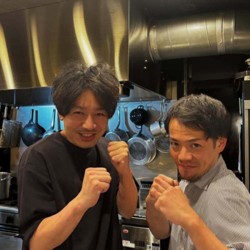 【2026年GWのお知らせ！】
広島最大のお祭り、フラワーフェスティバル🪻🌷
毎年お客さんとして楽しんでいましたが
なんと今年はお声がけいただいて、
毎年出店されている、カルマさんと
5/3〜5/5の三日間ご一緒させてもらう事になりました🎉
つきましては5/3〜5/5の店舗営業はお休みです🙇‍♂️
またカレンダーでもお知らせします！

シェフの神原さんと私たちは同い年、
可愛い妹みたいな茅ちゃんと、
それをまとめてくれるお兄ちゃんのような店長の橋本さん👨🧔‍♂️👧
個性強めのお三方のアンバランスな
バランスが(褒めてます)心地よい、
お料理もお酒も美味しくて雰囲気も素敵なお店です☺️
(人気店なのでご存知かと思いますが…！)
恐縮ながら日頃から仲良くさせてもらっていて、
いつか一緒になんかしたいね〜と
ずっとお話ししてたので念願のコラボです👏

以下カルマさんのインスタから詳細です👇

『【フラワーフェスティバル期間出店について】
GWの広島といえばのフラワーフェスティバル、
のすぐ近くでの出店、今年もやらせていただきます！

毎年お店をお休みしての出店なので、
お料理もワインも気合を入れてやらせてもらってます、
今年もいい内容になりそうです☺️
.
そして今年は特別編として、平塚のイタリアン
ルチオさん@luciohiroshima
と三日間一緒にやる事になりました🫶🏻

ご存知の方もいらっしゃるかと思いますが、
神原とルチオの安原夫妻が同い年という事もあり
日頃から何かと仲良くさせて頂いてます。
広島の食材、特に牡蠣に対する熱い愛情、
真面目な仕事ぶりの伺える美味しいお料理。
そして人情味溢れるお二人の人柄ととても素敵なお店です。

そんな今年のフラワー、
以下詳細！

◾️日時
5/3(日)〜5/5(火)
11:00〜18:00くらいまで

◾️場所
中区三川町9-12
中央通りと平和大通りの交差点、
とうかさん側のビル一階駐車場スペース

◾️販売商品
カルマとルチオからそれぞれお料理
コラボメニューもあり
ワイン色々にビール、ソフトドリンクなどのお飲み物
料理メニューは順次投稿します。

◾️支払い方法
現金またはPayPay
今年からPayPay使えるようになりました。
.
.
こういうコラボ的なイベントで
お互いのお店のお客様に相手のお店の味と人を
知ってもらえたら何より意味があると思います。

ライキとエイジと呼び合う仲のいい2人もまた
新鮮だと思いますしご都合合えば是非お越しください☺️』

お日様の下で働くのが久しぶりすぎて
少々不安ですが(体力低下により)、
お祭りなので私たち自身も楽しめたらいいなと思っております！
お料理の詳細は乞うご期待です👨‍🍳👨‍🍳
ご都合合えばぜひ遊びにきてください😆
#フラワーフェスティバル#ルチオ広島#広島イタリアン