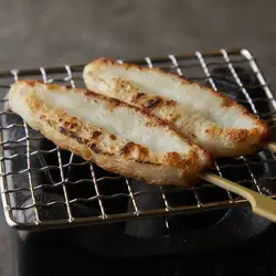 炭烤笹坂鱼饼