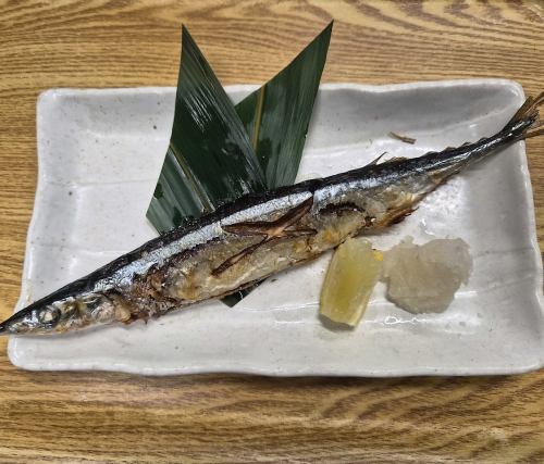秋刀魚の塩焼き