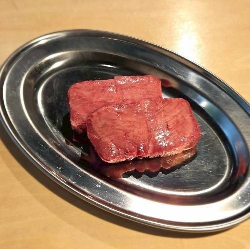 厚切りタン