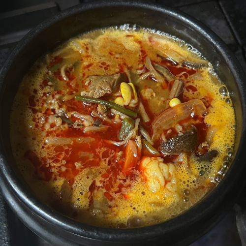 Daegu-style Yukgaejang soup