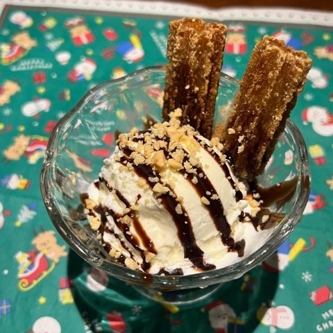 Churros with vanilla ice cream