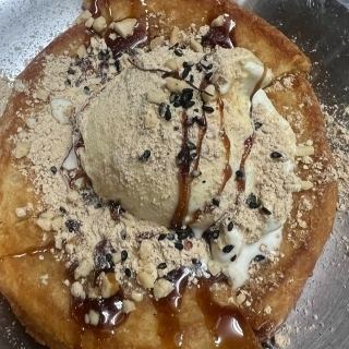 Brown sugar sweet bean paste vanilla hotteok