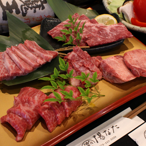 松[特選三角バラ・特選カイノミ・特選厚切りタン・特選ハラミ・焼き野菜]