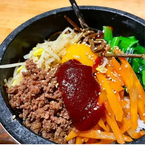 돌솥 비빔밥