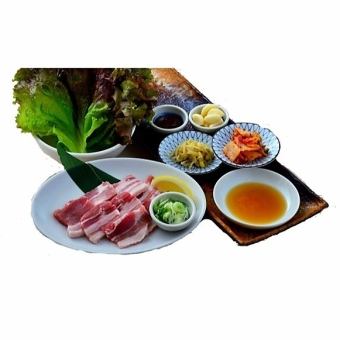 【地域最安値！！】☆90分飲み放題付＋サムギョプサルコース☆2990円 コース