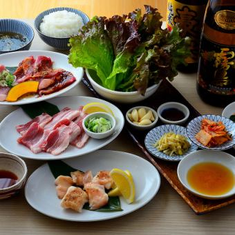 [90 minutes all-you-can-drink included!] Specially selected yakiniku banquet course ◆ Wagyu beef ribs, Tamba beef loin, and other 8 dishes in total ☆ 4000 yen course