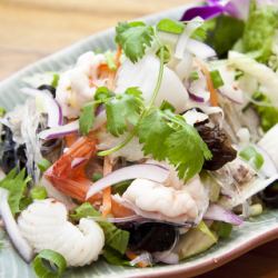 Spicy Vermicelli Salad "Yam Woon Sen"