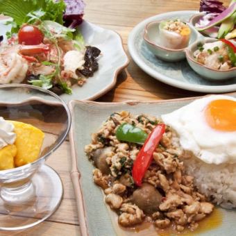 【한정 : 스페셜 점심】 메인을 선택할 수있는 태국 요리 점심 코스 ♪ (13:30 ~ 14:30)