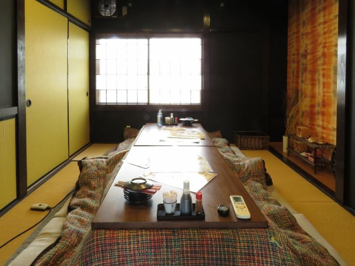 在平靜的日本空間來一場成人約會怎麼樣？