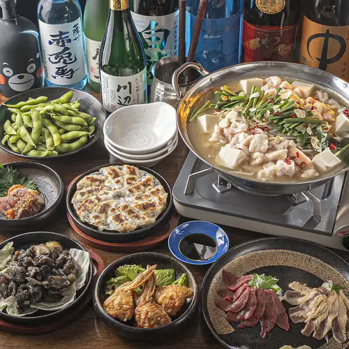 【90分飲み放題付き！】九州名物コース 博多もつ鍋・地鶏の炭火焼含む全6品 5500円(税込)
