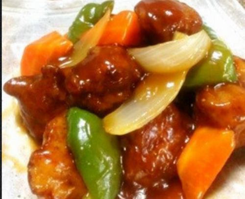 Deep-fried chicken with soy sauce / Sweet and sour pork / Hoikoro / Meat dumplings Stir-fried in sweet and sour sauce