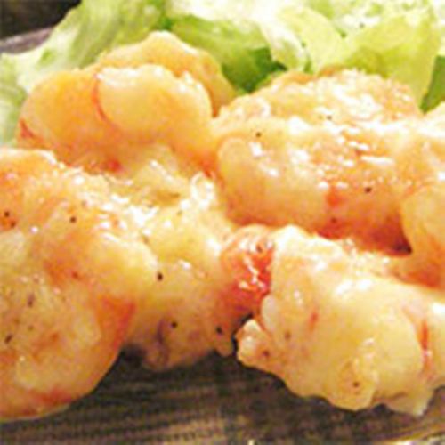 / Stir-fried shrimp, wood ear and egg / Shrimp with mayonnaise / Stir-fried squid spicy