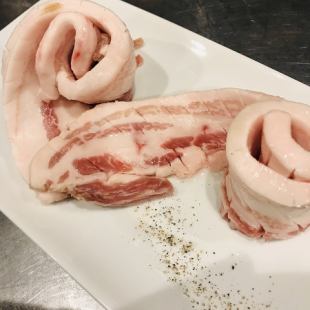 Shimoda pork ribs from Niigata prefecture