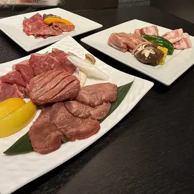 【飲み放題付き】hana Premium 8000円コース＋