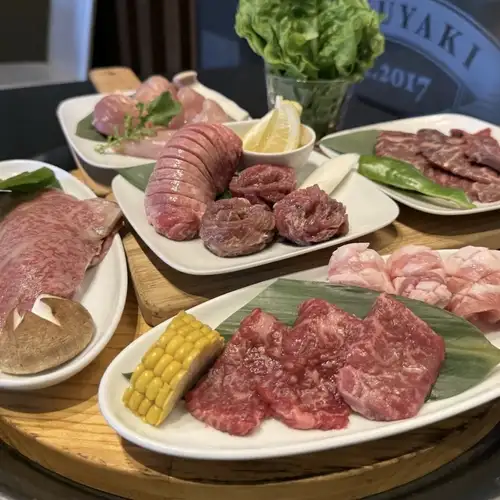 【hana platter Excellent】hana's standard! A platter of 8 kinds of meat, including hana kalbi.