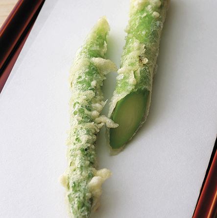 Asparagus tempura