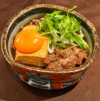 牛筋豆腐配九條蔥