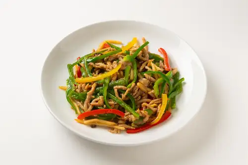 青椒肉絲(チンジャオロース)