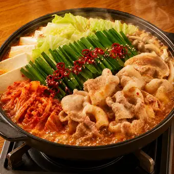 韓国風味のコモチ豚キムチ鍋(1人前)