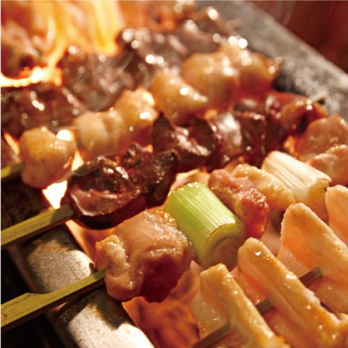 Domestic charcoal-grilled yakitori from 203 yen per skewer