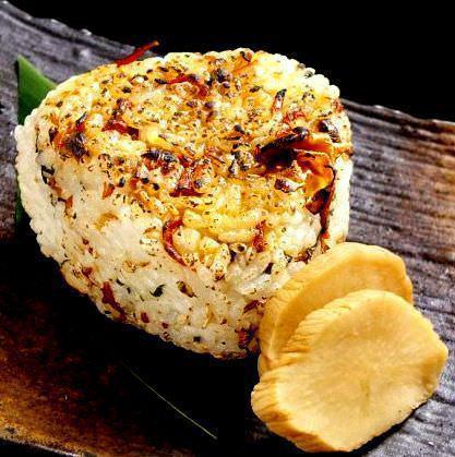 1 piece of grilled jakoyuba onigiri with camembert