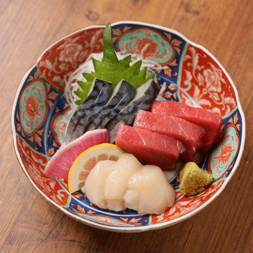 [Advantage] 3 pieces of sashimi (includes bluefin tuna)