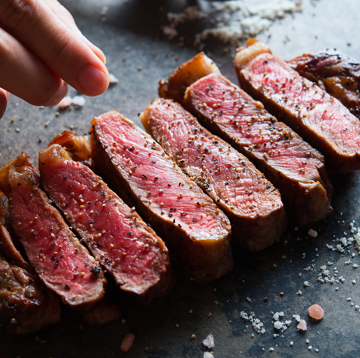 熟成牛ステーキバル Gottie's BEEF ゴッチーズビーフ キュービック