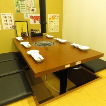 各種ご宴会に◎！ご宴会にぴったりのほりごたつ席です♪