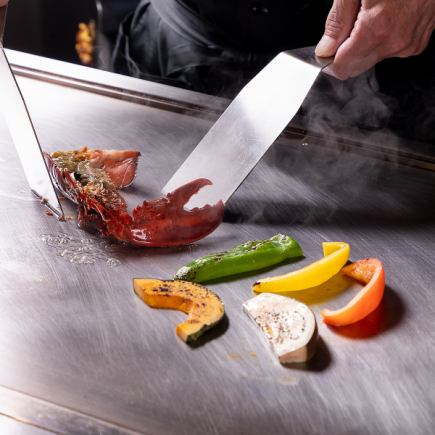 [Lobster Feast Course] Includes half a lobster and top-grade Japanese Black Wagyu beef (11 dishes) - 22,000 yen