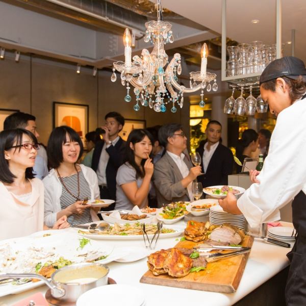 [最多可容納60人坐、100人站☆]婚禮、餘興派對、紀念日等各種聚會請交給我們♪我們將提出適合場合的方案。我們將用義大利廚師精心準備的招牌菜餚真誠地歡迎您的光臨，我們的工作人員也會為您提供驚喜，所以請隨時與我們聯繫。