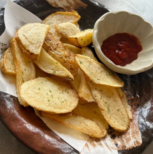 自家製ポテトフライ