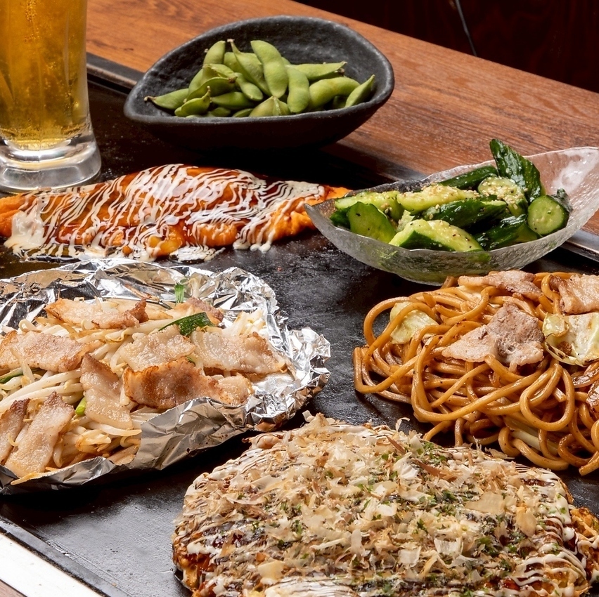 こか懐かしいレトロな雰囲気が魅力的な店内