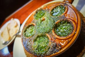 Escargot bourguignon style