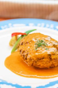 Domestic beef and Nanshu pork hamburger stewed in tomato sauce